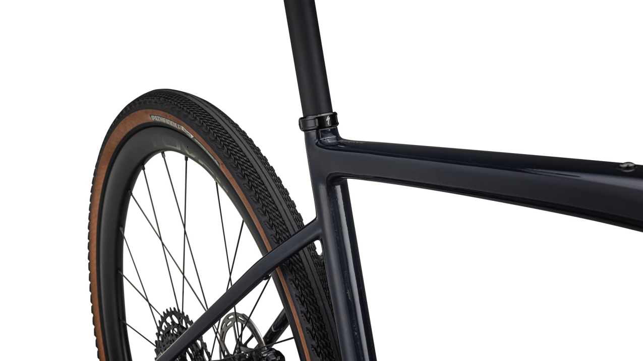Гравийные велосипеды, комфорт плюс Specialized Diverge Expert Carbon 2024 Gloss Dark Navy Granite Over Carbon / Pearl Артикул 95423-3164, 95423-3149, 95423-3152, 95423-3154, 95423-3156, 95423-3158, 95423-3161