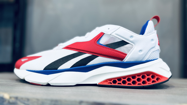 Кроссовки Кроссовки Reebok Hexalite Legacy ftwr white/vector red/vector blue Артикул GX89075, GX89078, GX890711.5, GX890710.5, GX890712, GX890710, GX890711