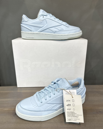 Кроссовки Кроссовки Reebok Victoria Beckham Club C Fresh Blue Артикул GY15716, GY15716.5, GY15718.5, GY15717, GY15715.5, GY15718, GY15717.5, GY15715