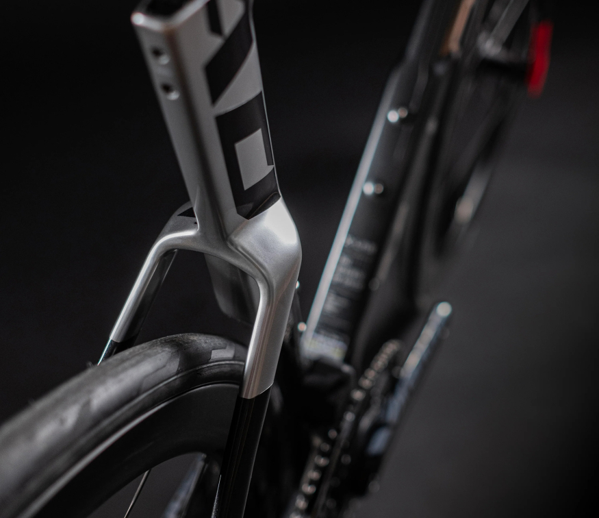 Шоссейные велосипеды X-Lab AD8 Shimano Ultegra Di2 2027 Sunspot Red/Black Артикул 9250-00364, 9250-00356, 9250-00360, 9250-00352, 9250-00348
