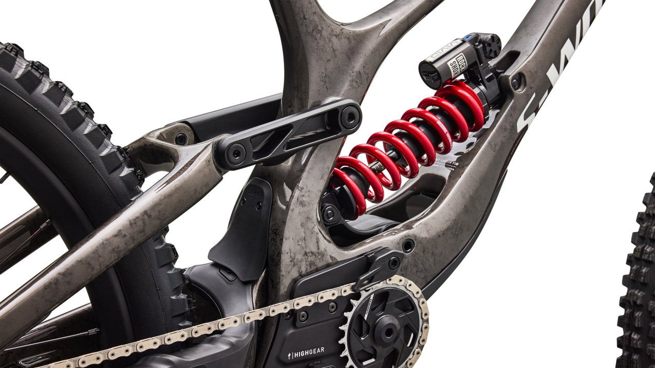 S-WORKS горные велосипеды Specialized S-Works Demo Race 2027 Gloss Charcoal / Dolomite Metallic / White Артикул 94527-0104, 94527-0102, 94527-0103