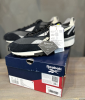 Кроссовки Кроссовки Reebok LX2200 Core black/Classic white/Pure grey Артикул GY15389, GY15387, GY15386.5, GY153810, GY15389.5, GY153811.5, GY15388, GY153812, GY15388.5, GY153810.5, GY15387.5, GY153813, GY15386, GY153811