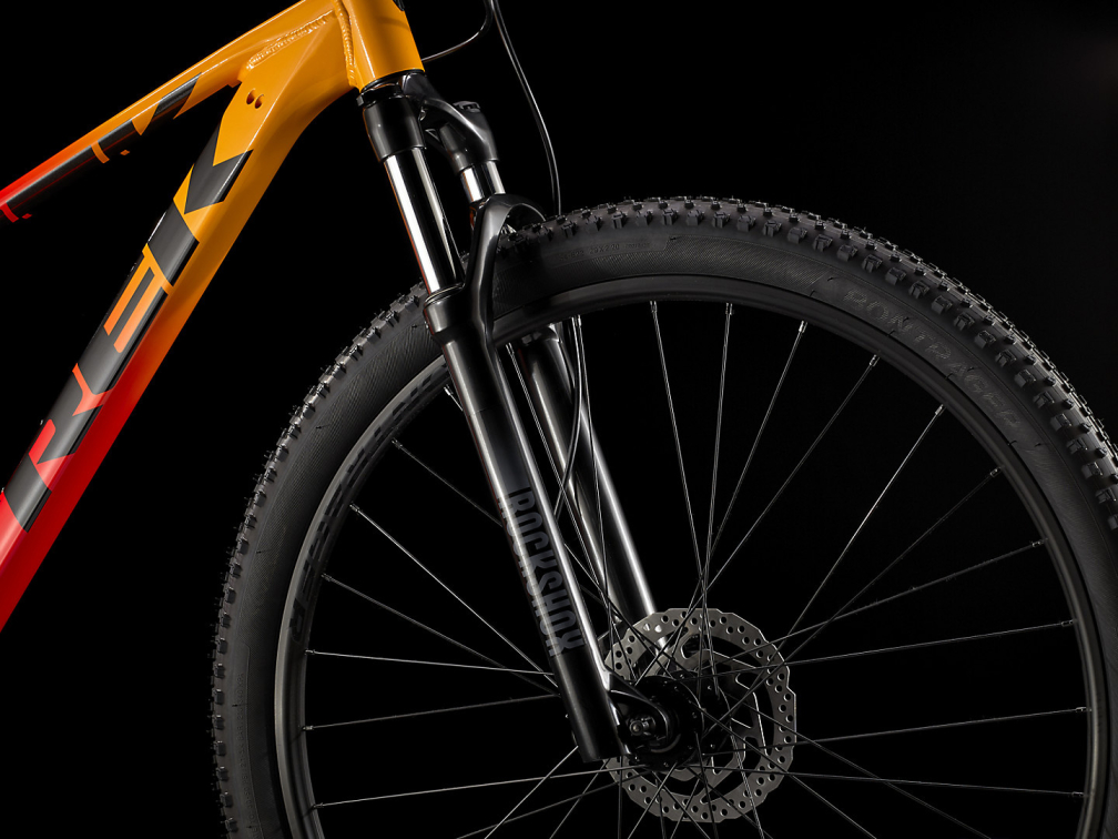 Купить TREK Marlin 7 29 2022 Marigold to Radioactive Red Fade Артикул 1046902, 1046901, 1046904, 1046903