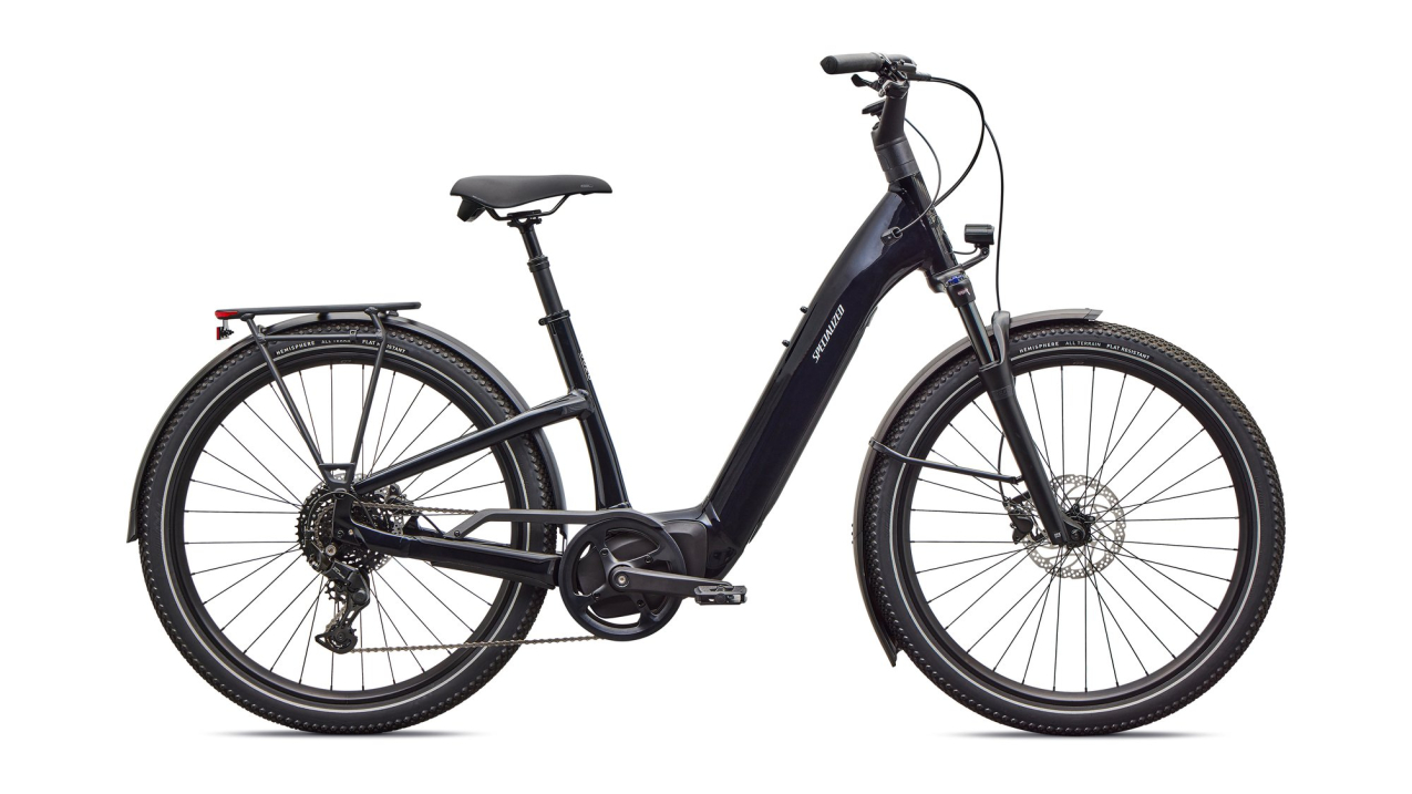 TURBO COMO - современный уровень комфорта Specialized Turbo Como 4.0 2026 Gloss Metallic Dark Navy Артикул 90426-5403, 90426-5402, 90426-5404