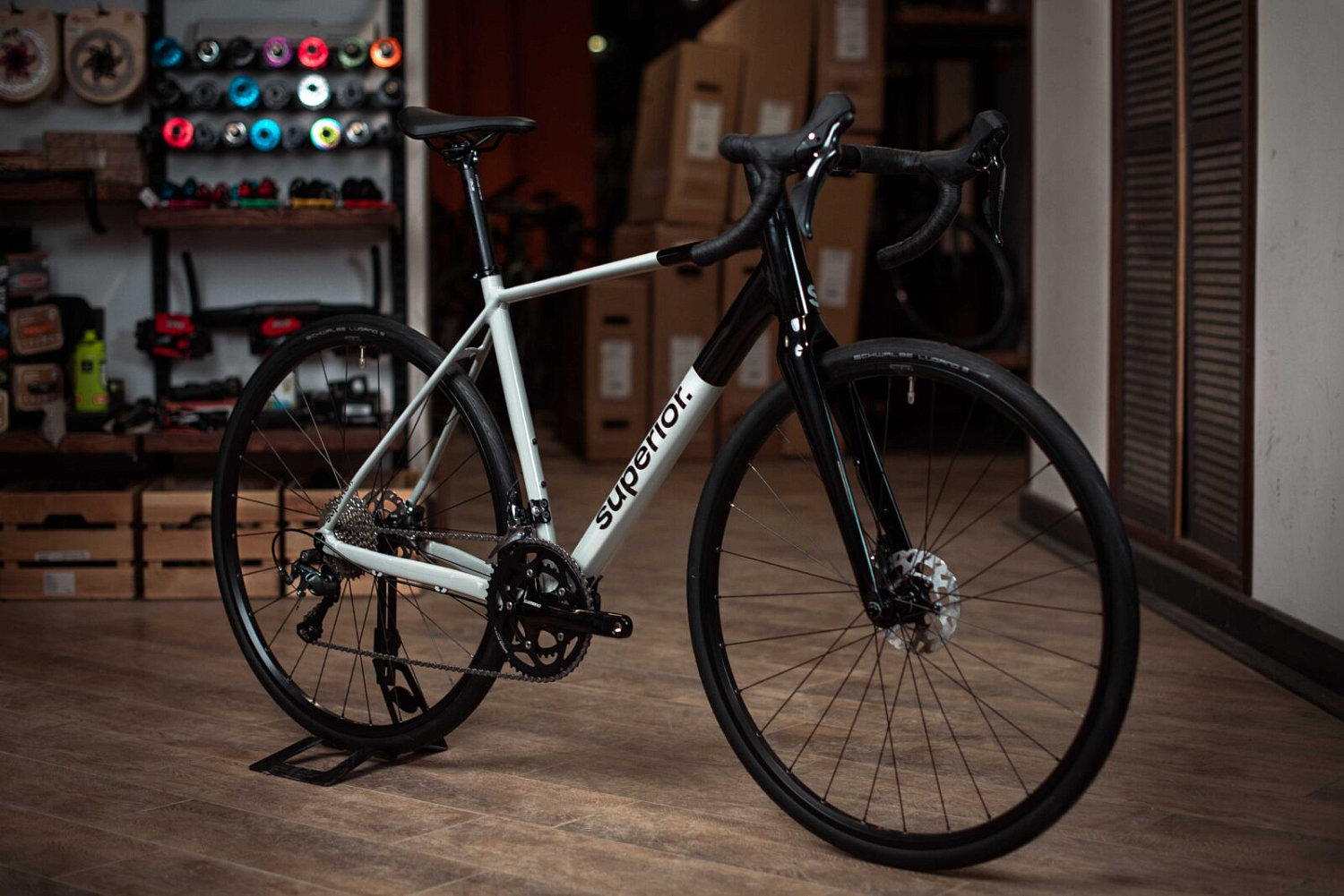 Superior X-ROAD 6.3 GF 2025 Gloss Grey/Black