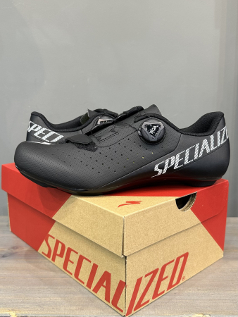 Велотуфли шоссе и триатлон Велотуфли Road Specialized Torch 1.0 Black Артикул 61020-5149, 61020-5147, 61020-5136, 61020-5148, 61020-5144, 61020-5137, 61020-5139, 61020-5142, 61020-5140, 61020-5145, 61020-5143, 61020-5141, 61020-5138, 61020-5146