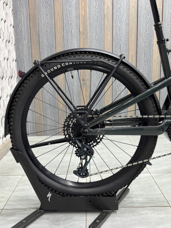 TURBO TERO - Способность колесить где угодно! Specialized Turbo Tero X 5.0 2023 Oak Green Metallic / OAK Green Артикул 91622-3302, 91622-3305, 91622-3304, 91622-3303