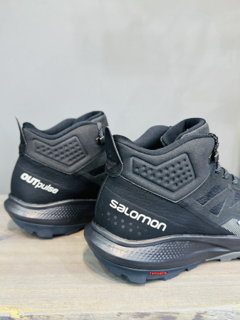 Ботинки Ботинки Salomon Outpulse Mid GTX Black/Ebony/Vanilla Артикул L41588831, L41588830, L41588834, L41588835, L41588832
