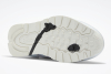 Кроссовки Кроссовки Reebok Classic Leather PUMP 50TH ftwr white/ftwr white/chalk Артикул GY15805.5, GY158010.5, GY15806, GY15809.5, GY15805, GY15807, GY15809, GY15808.5, GY15807.5, GY15806.5