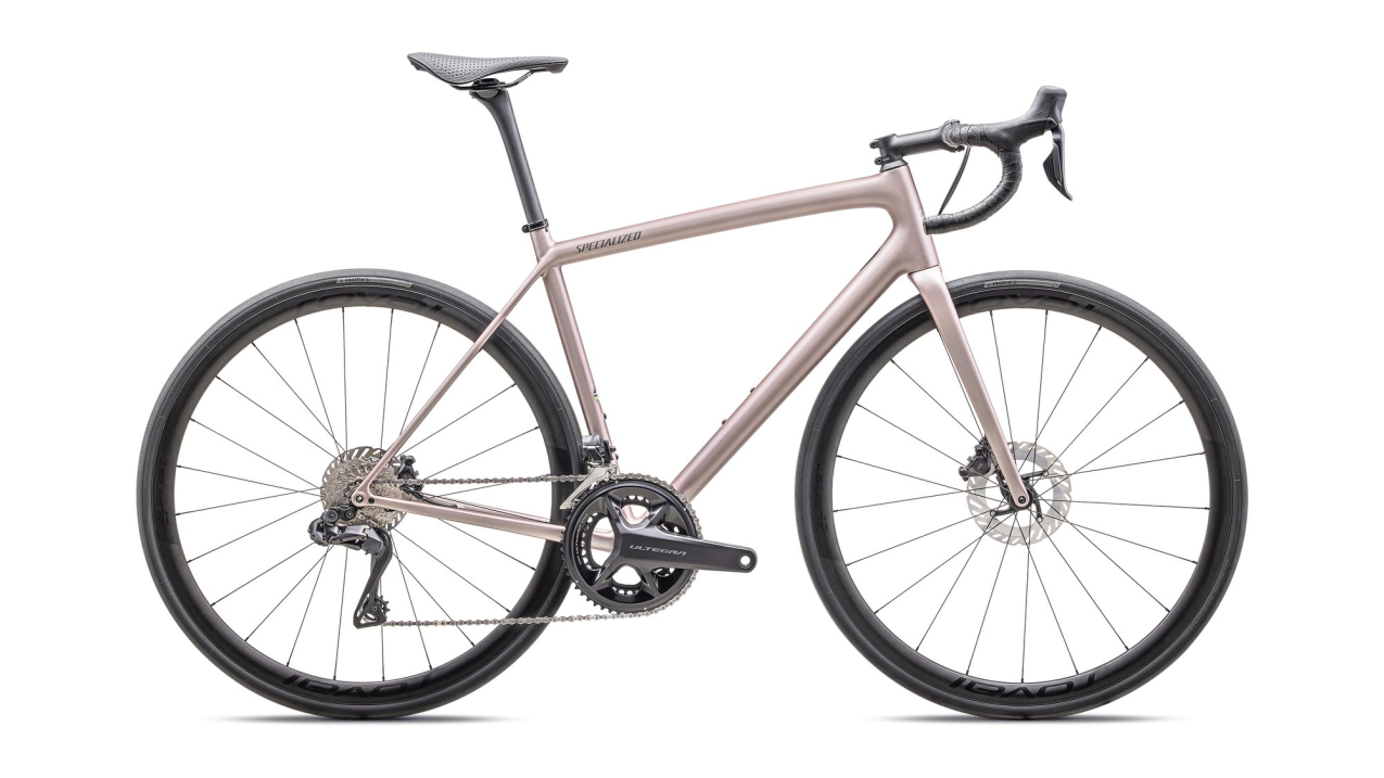 Шоссейные велосипеды Specialized Aethos Pro - Shimano Ultegra Di2 2025 Gloss Champagne / Smoke Артикул 97225-1052, 97225-1056, 97225-1049, 97225-1058, 97225-1054, 97225-1061