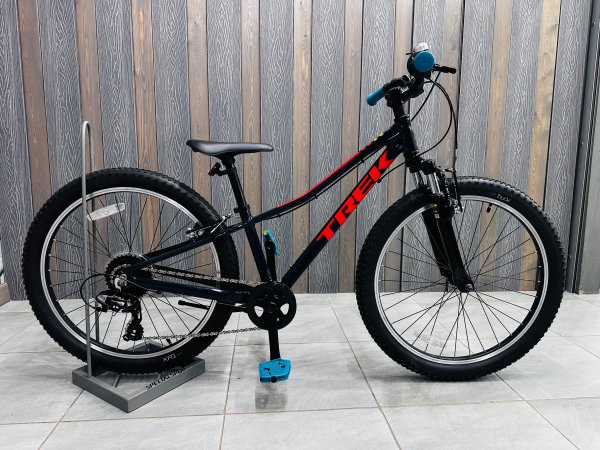 Trek Precaliber 24 8-speed Nautical Navy