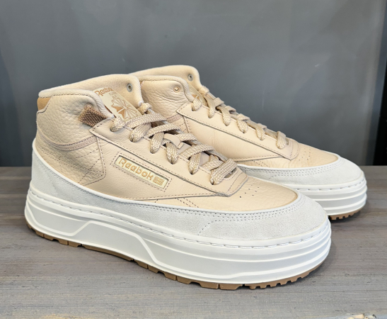 Кроссовки Кроссовки женские Reebok Club C Geo Mid weathered beige f22-r/true beige/alabaster Артикул GZ21599.5, GZ21598.5, GZ21599, GZ21598, GZ215910