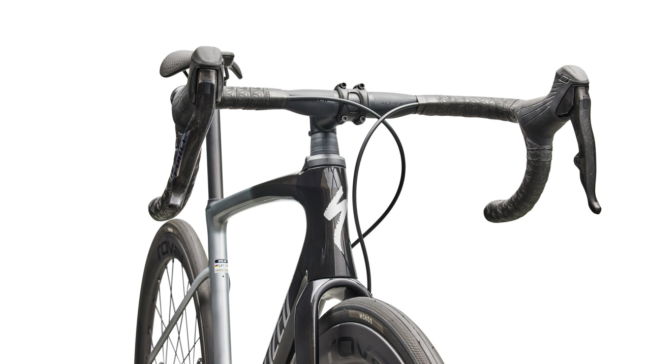 Шоссейные велосипеды Specialized Roubaix SL8 Pro - Sram Force AXS  2026 Gloss Carbon / Shadow Silver Артикул 94426-1052, 94426-1044, 94426-1049, 94426-1054, 94426-1056, 94426-1058, 94426-1061