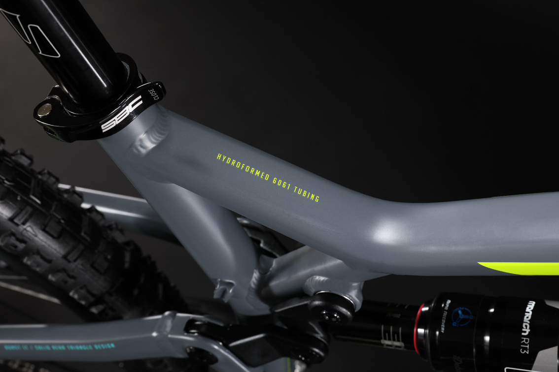 Купить Silverback Surface TBC 29 2018 Артикул 60097000403723, 60097000403722