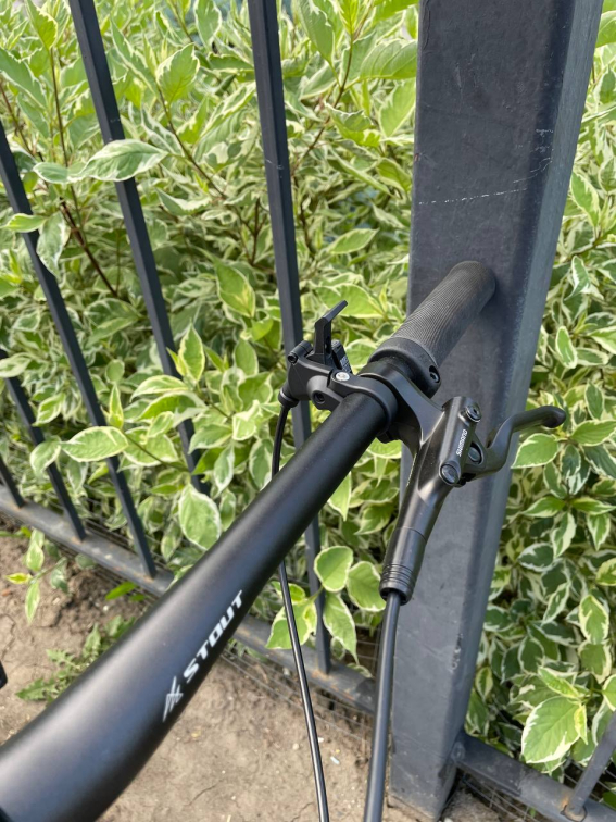 Купить Specialized Rockhopper Elite 27,5 Deore 1x10 2021 Gloss Tarmac Black / White Артикул 