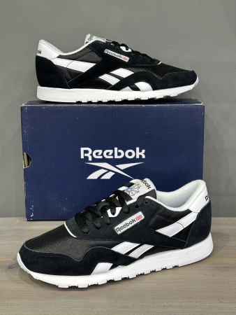 Кроссовки Кроссовки женские Reebok Classic Nylon black/black/white Артикул FV450611, FV45068.5, FV45069.5, FV450610.5, FV450610, FV45066, FV45067.5, FV45065, FV45065.5, FV45067, FV45069, FV45068, FV45066.5