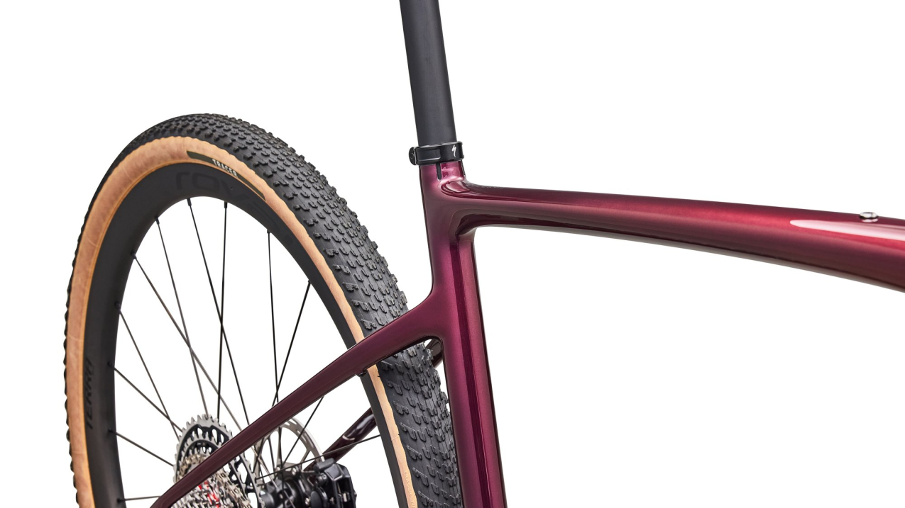 Гравийные велосипеды, комфорт плюс Specialized Diverge 4 Pro 2026 SRAM Force XPLR Bordeaux Metallic/ Pearl/ Dolomite Артикул 95426-1049, 95426-1052, 95426-1054, 95426-1058, 95426-1056, 95426-1061