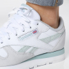 Кроссовки Кроссовки женские Reebok Classic Leather ftwr white/seaside grey/cold grey 1 Артикул GW38018.5, GW38015.5, GW38018, GW38017, GW38016.5, GW38019.5, GW380110, GW38016, GW38019, GW380111, GW38017.5, GW380110.5