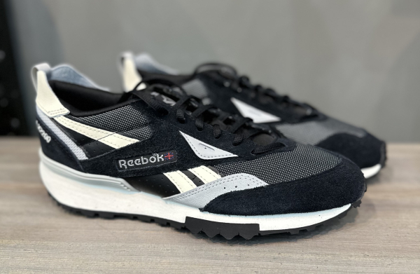 Кроссовки Кроссовки Reebok LX2200 Core black/Classic white/Pure grey Артикул GY15389, GY15387, GY15386.5, GY153810, GY15389.5, GY153811.5, GY15388, GY153812, GY15388.5, GY153810.5, GY15387.5, GY153813, GY15386, GY153811