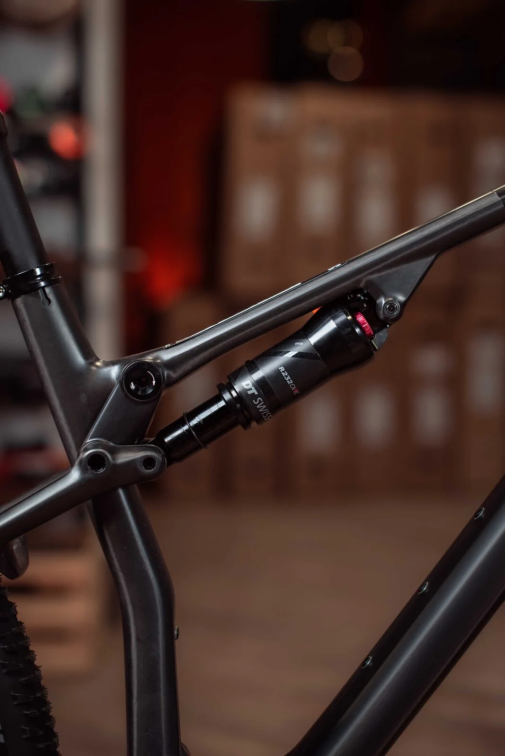 Купить Superior XF 9.7 RC 2025 Matte Carbon Артикул 801.2024.29157, 801.2024.29158, 801.2024.29155, 801.2024.29156