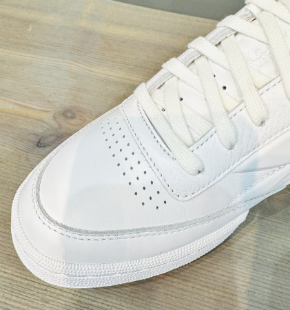 Кроссовки Кроссовки Reebok Victoria Beckham Club C ftwr white/ftwr white/black Артикул GY15727, GY15726, GY15728, GY15726.5, GY15725, GY15727.5, GY15729.5, GY15728.5, GY15725.5