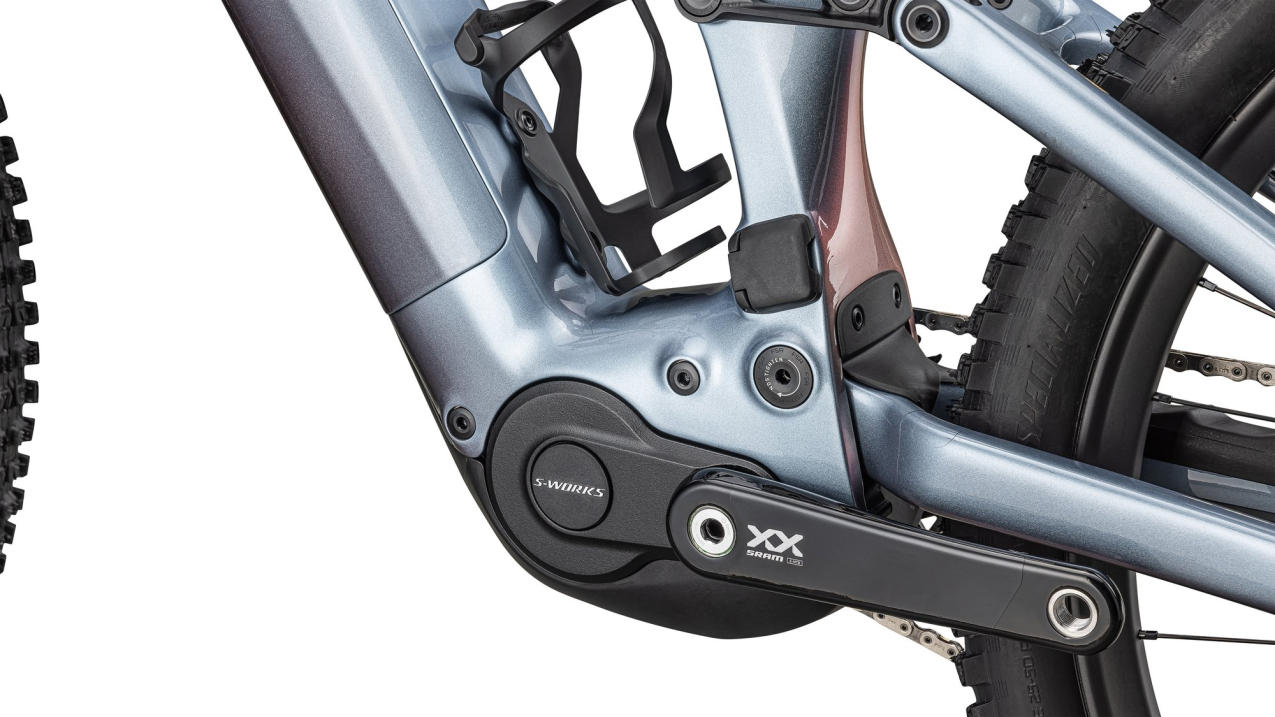 TURBO LEVO - лучшее из возможного! Specialized S-Works Turbo Levo 4 2026 Gloss Glacial Metallic / Red Pearl / Black Pearl Артикул 95226-1206, 95226-1203, 95226-1202, 95226-1204, 95226-1205