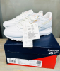 Кроссовки Кроссовки женские Reebok Classic Leather SP ftwr white/ftwr white/porcelain pink Артикул GX86899, GX86896, GX86895, GX86895.5, GX86898, GX86898.5, GX86896.5, GX86897.5, GX86897