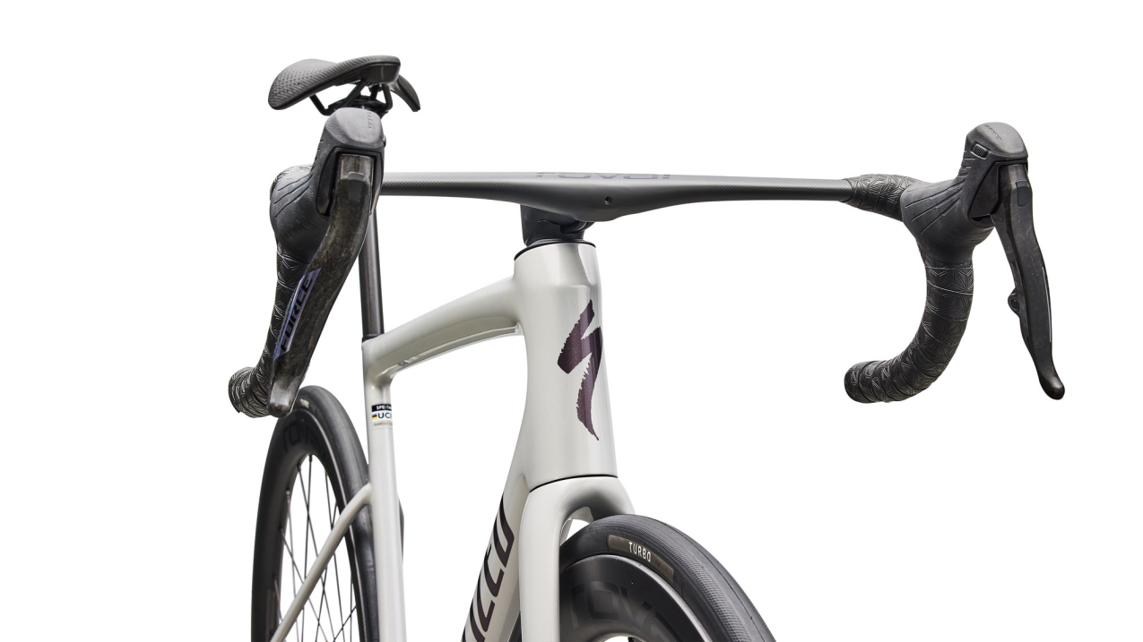 Шоссейные велосипеды Specialized Tarmac SL8 Pro - Sram Force AXS  2026 Gloss Dolomite Metallic / Nebula Metallic Артикул 94926-1152, 94926-1158, 94926-1156, 94926-1154, 94926-1149, 94926-1161, 94926-1144