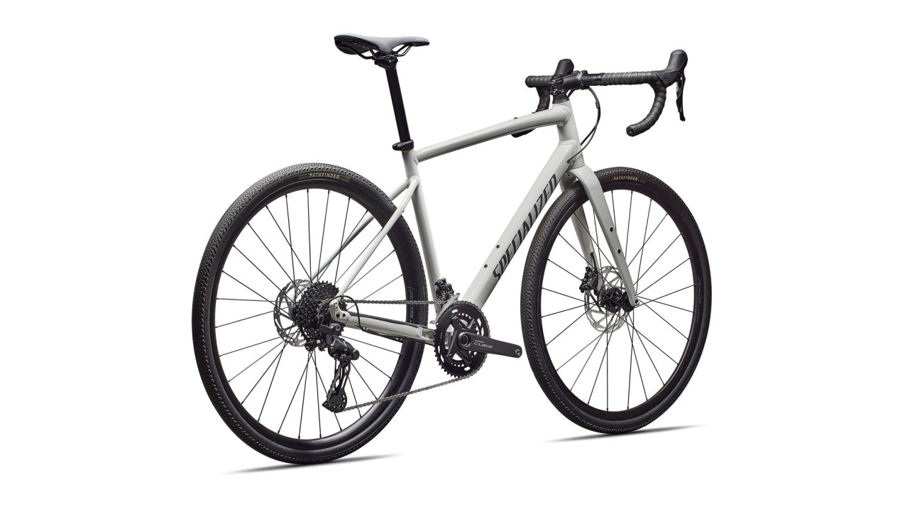 Гравийные велосипеды, ригиды Specialized Diverge 3 Base Alloy 2026 Gloss Dune White/ Ashen Артикул 95426-7049, 95426-7056, 95426-7058, 95426-7052, 95426-7061, 95426-7054