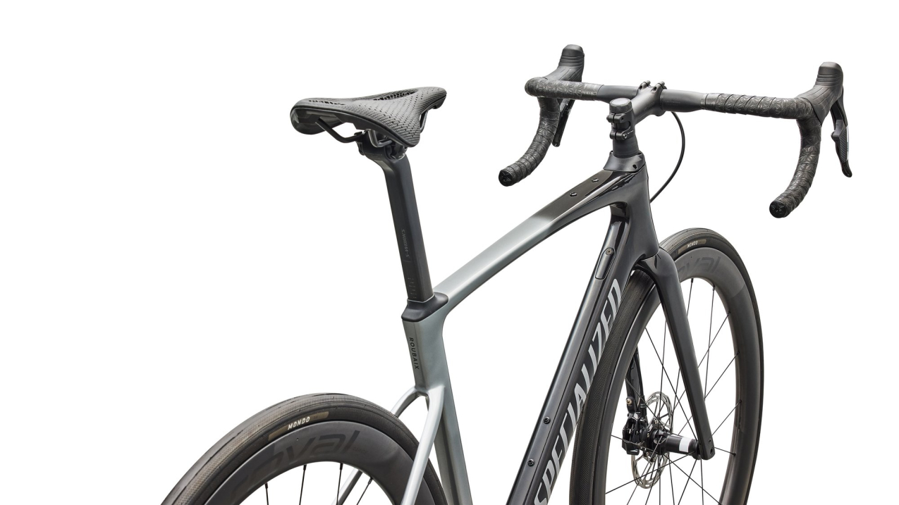Шоссейные велосипеды Specialized Roubaix SL8 Pro - Sram Force AXS  2026 Gloss Carbon / Shadow Silver Артикул 94426-1052, 94426-1044, 94426-1049, 94426-1054, 94426-1056, 94426-1058, 94426-1061