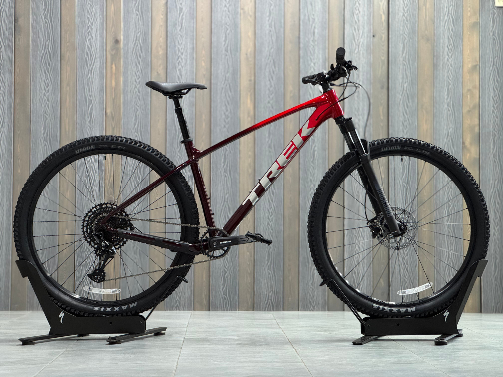 Купить Trek Marlin 7 Gen 3 29 Fury Red/Lithium Grey Fade Артикул 5337152, 5337151, 5337150, 5337153