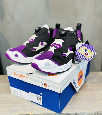 Кроссовки Кроссовки Reebok Instapump Fury 95 aubergine/core black/ftwr white Артикул GX266212, GX26629.5, GX26627.5, GX266211, GX266210, GX26628, GX266210.5, GX26628.5, GX26629