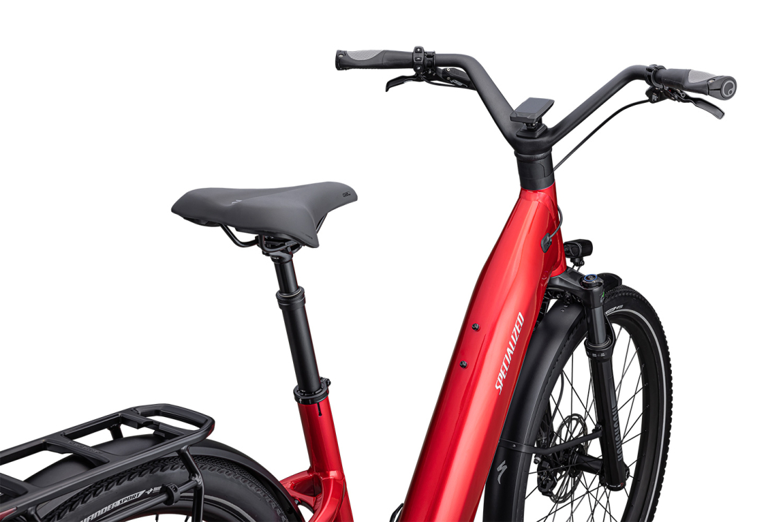 TURBO COMO - современный уровень комфорта Specialized Turbo Como 5.0 IGH 2023 Red Tint / Silver Reflective Артикул 90422-2604, 90422-2602, 90422-2603