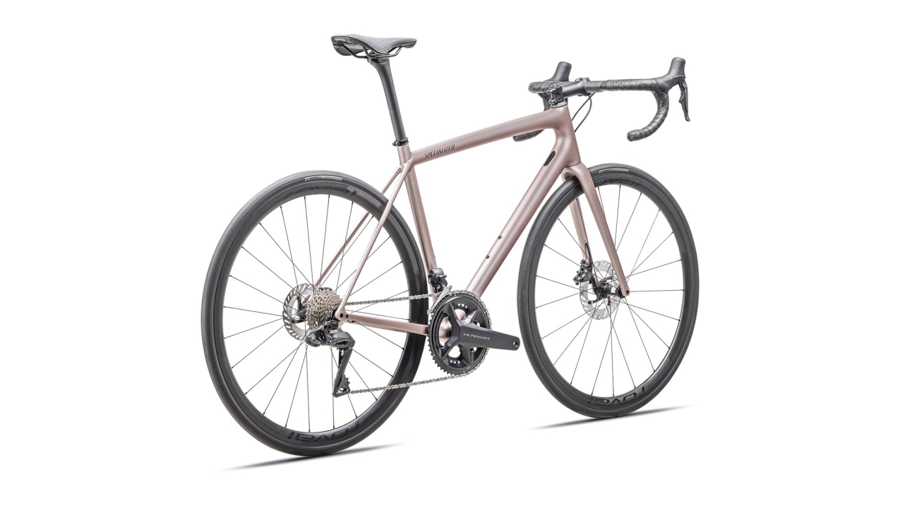 Шоссейные велосипеды Specialized Aethos Pro - Shimano Ultegra Di2 2025 Gloss Champagne / Smoke Артикул 97225-1052, 97225-1056, 97225-1049, 97225-1058, 97225-1054, 97225-1061