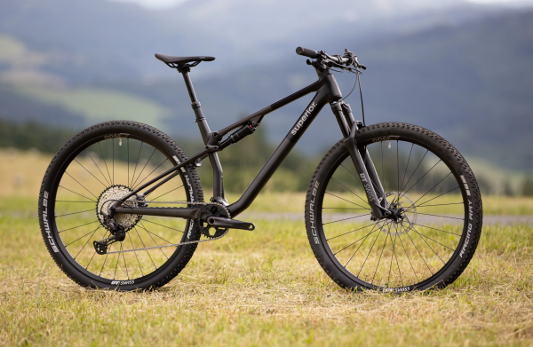 Superior XF 9.7 RC 2025 Matte Carbon