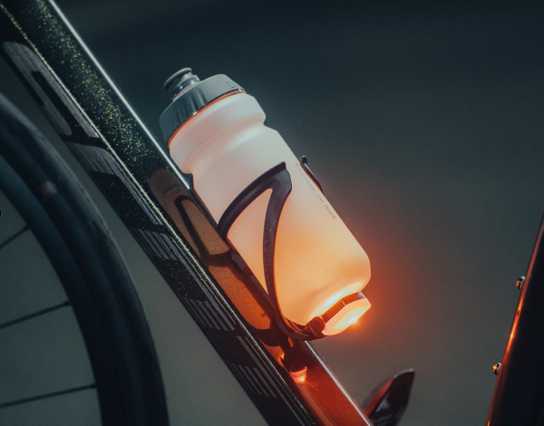 Флягодержатель Topeak iGlowCage II c бутылкой