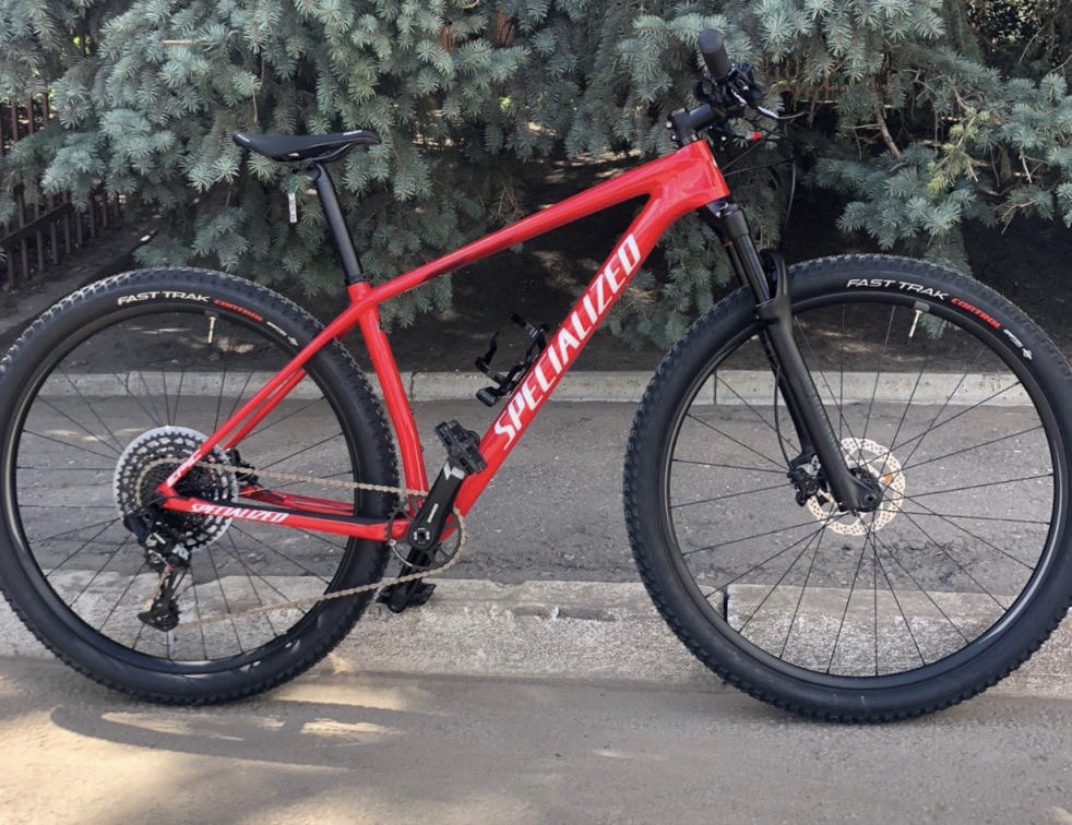 Купить Specialized Epic Hardtail Carbon 29 2020 красный-белый-черный  Артикул 91320-7003, 91320-7005, 91320-7002, 91320-7004 , 91320-7001