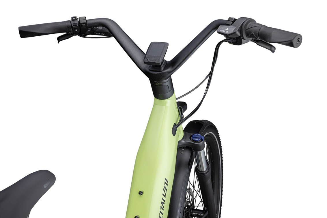 TURBO COMO - современный уровень комфорта Specialized Turbo Como 4.0 IGH 2022 Limestone / Black Reflective Артикул 90422-4504, 90422-4502, 90422-4503