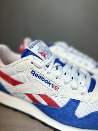 Кроссовки Кроссовки Reebok Classic Leather vector blue/ftwr white/vector red Артикул GX22576, GX225710, GX225711.5, GX225713, GX225712, GX225710.5, GX225711, GX22577.5, GX22578.5, GX22578, GX22579, GX22579.5