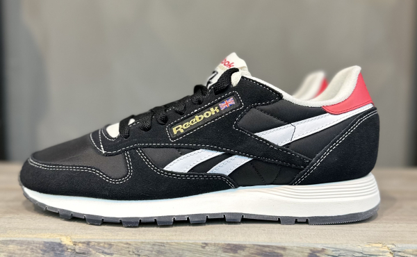 Кроссовки Кроссовки Reebok Classic Leather core black/ftwr white/vector red Артикул HQ41456, HQ414511, HQ41458, HQ41458.5, HQ414513, HQ41454.5, HQ414512, HQ41455.5, HQ41459.5, HQ41455, HQ41457.5, HQ414510.5, HQ414511.5, HQ414512.5, HQ41457, HQ41456.5, HQ414510, HQ41459