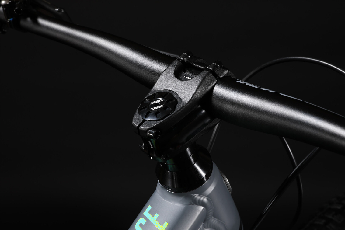 Купить Silverback Surface TBC 29 2018 Артикул 60097000403723, 60097000403722