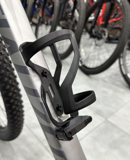 Фляги и держатели Флягодержатель Specialized ZEE CAGE II RIGHT + Инструмент Артикул 