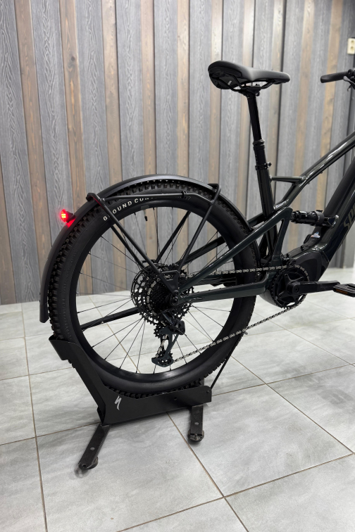 TURBO TERO - Способность колесить где угодно! Specialized Turbo Tero X 5.0 2023 Oak Green Metallic / OAK Green Артикул 91622-3302, 91622-3305, 91622-3304, 91622-3303