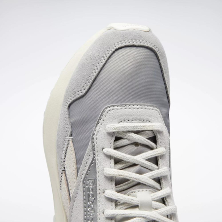 Кроссовки Кроссовки женские Reebok Classic Leather Legacy AZ pure grey 4/pure grey 2/pewter Артикул GX48049, GX480410, GX48047.5, GX48048, GX48048.5, GX48046.5, GX48045.5