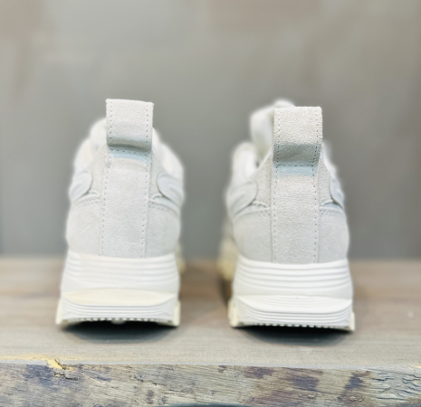 Кроссовки Кроссовки женские Reebok Classic Leather CARDI V2 chalk/chalk/alabaster Артикул GW887410.5, GW887411, GW88748, GW88749, GW88747, GW88748.5, GW88749.5, GW887410, GW88746.5, GW88747.5, GW88746