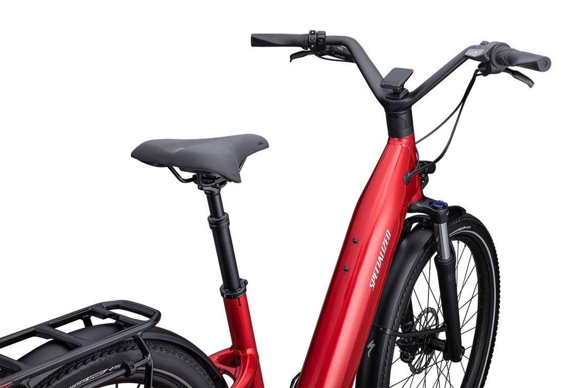 TURBO COMO - современный уровень комфорта Specialized Turbo Como 4.0 IGH 2022 Red Tint / Silver Reflective Артикул 90422-4602, 90422-4604, 90422-4603