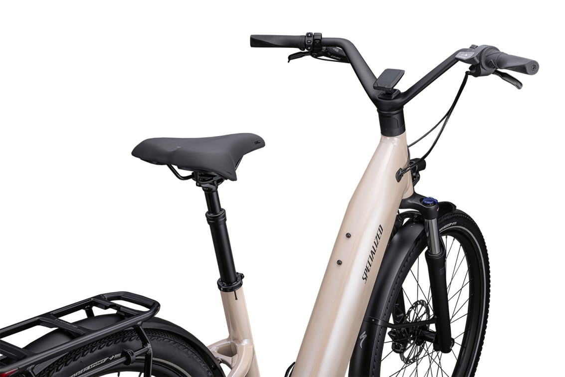 TURBO COMO - современный уровень комфорта Specialized Turbo Como 4.0 IGH 2022 Sand / BlackReflective Артикул 90422-4704, 90422-4703, 90422-4702