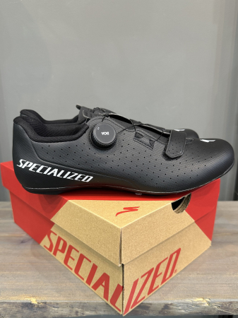 Велотуфли шоссе и триатлон Велотуфли Road Specialized Torch 2.0 Black Артикул 61023-3037, 61023-3040, 61023-3041, 61023-3036, 61023-3038, 61023-3042, 61023-3044, 61023-30415, 61023-3048, 61023-3043, 61023-3049, 61023-3047, 61023-30455, 61023-3045, 61023-30405, 61023-30445, 61023-30425, 61023-3039, 61023-3046, 61023-30435