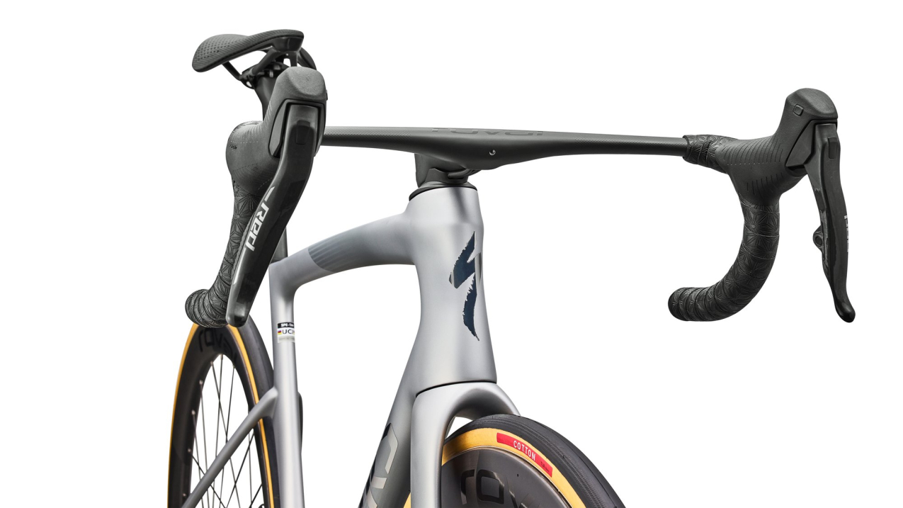 S-WORKS велосипеды шоссе Specialized  S-Works Tarmac SL9 AXS 2027 Satin Silver Dust / Spectrum Flake / Chrome Артикул 94927-0052, 94927-0061, 94927-0058, 94927-0049, 94927-0056, 94927-0054