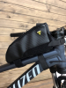 Сумки Сумка Topeak Fuel Tank (L) на верхнюю трубу с отверстием под кабель аккумулятора Артикул 